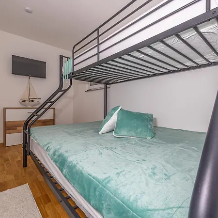 Rocca Apartman *