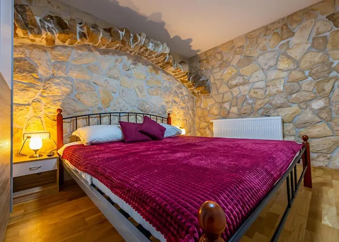 Apartment Rocca *